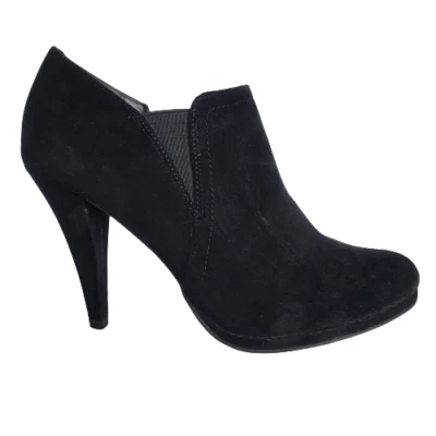 Botines de mujer Fergalicious by Fergie de gamuza negra de 3,75" con tacón talla 7,5 M Foto 1 de 4