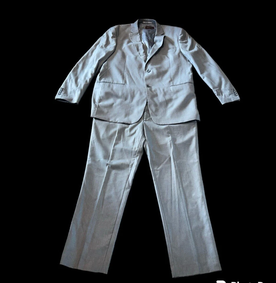 Giorgio Fiorelli 3 Piece Suit Super Fine Gray Jacket 48 In Chest Pants 40X31 - Image 1 of 4