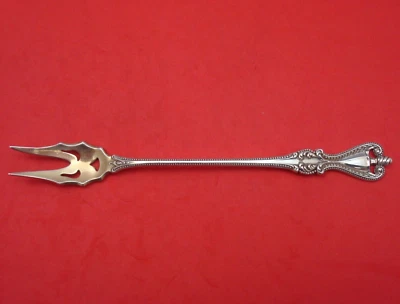 Tenedor Old Colonial by Towle de plata esterlina encurtido/oliva 2 dientes GW Pcd 5 7/8" Foto 1 de 2