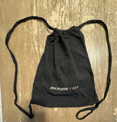 John Varvatos Cordón Algodón EE. UU. Negro Hombre Bolso Mochila Cubierta Antipolvo Foto 1 de 4