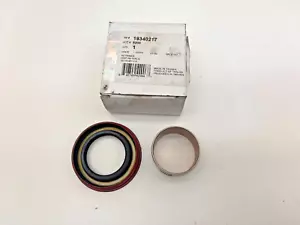 Genuine GM Crankshaft Front Oil Seal GM 19340217 - Picture 1 of 2