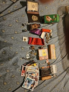 Trödel Schubladen Lot, Schmuck, Münzen Medaillen, Vintage & Modern, Sportkarten, #2 - Bild 1 von 9