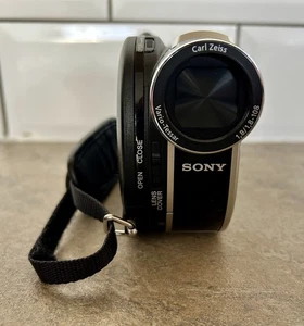 Sony Handycam DCR-DVD150E DVD-RW Camcorder Silver Tested Full Working Set - Picture 1 of 14