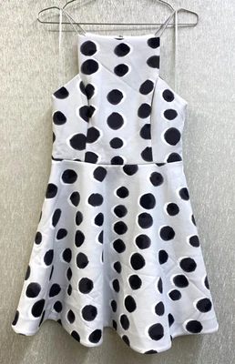 Nuevo con etiquetas Mini Vestido Keepsake Para Mujer Sin Mangas Acampanado Bolsillos Laterales Grande Foto 1 de 4