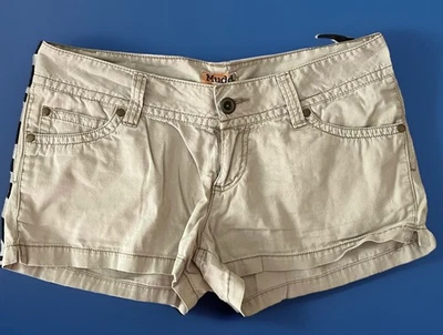 Mudd VTG Khaki Micro Shorts Tan Low Rise Pockets Women’s Size 7 - Image 1 of 4