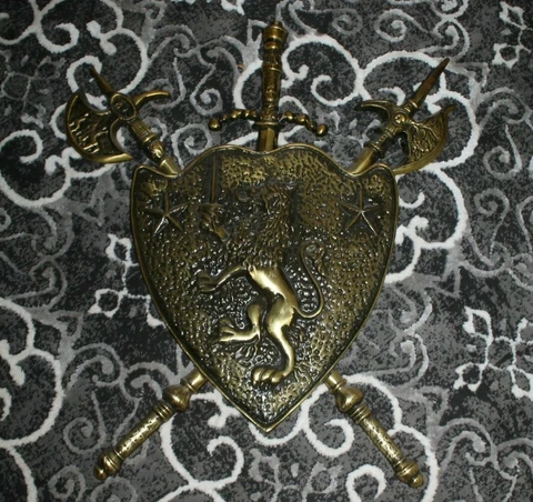 Vintage MCM Cast Aluminum Shield Medieval Lion Wall Plaque Metal Decor 18" x 16" Cover