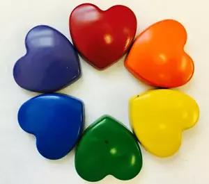 6 Rainbow Heart Love Crayons Valentine's Day Gifts Party Favors Teacher Supply - Picture 1 of 4