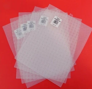Lot Of 5~Darice~Plastic Canvas~7 Mesh~Clear~10 1/2" x 13 1/2"~# 33900-1JAS~USA - Picture 1 of 3