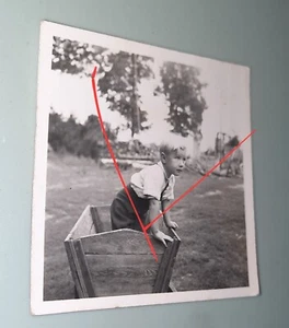 Blonder Junge im Bollerwagen 1948 Boy Mode Altes Foto Vintage 4945 - Bild 1 von 2