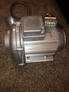 Airtech Vacuum Centrifugal Compressor 3TA 3" Sanitary Outlet 3" NPT Inlet Blower - Picture 1 of 10