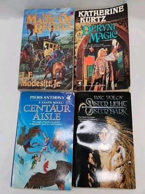 Lot Of (4) Vintage Fantasy Paperback Novels Deryni Magic Centaur Aisle  Foto 1 de 4