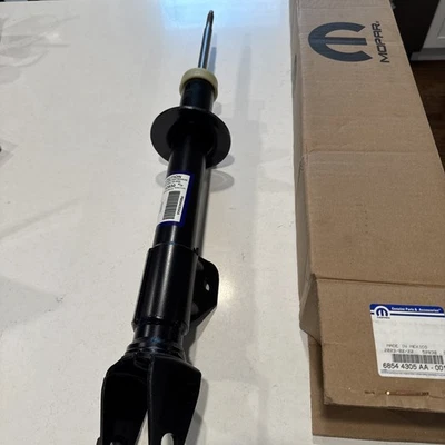 Nuevo Mopar 68544305AA puntal delantero izquierdo 2013-2023 Dodge Charger 12-2023 Chrysler 300 Foto 1 de 4