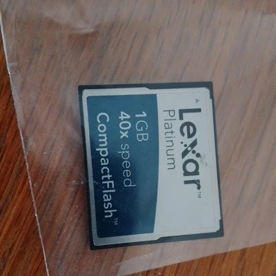 Lexar 40x Speed 1 GB CF Platinum Compact Flash Card (CF1GB-40-634) - Image 1 of 2