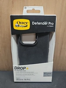 New Damaged Open Box OtterBox Defender Pro MagSafe Iphone 16 Pro Case Black - Bild 1 von 2