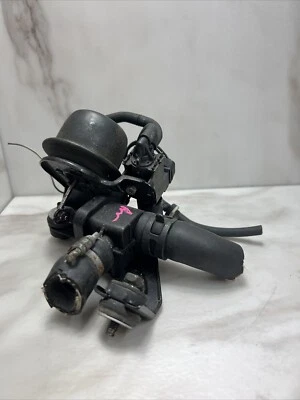 Válvula de controle de aquecedor 1992-2000 Lexus SC400 OEM usada 87240-24040 - Imagem 1 de 4