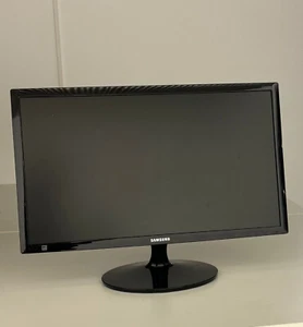Computer-Bildschirm: Samsung, Color Display Unit S24D30DH, ca. 24 Zoll, schwarz - Bild 1 von 2