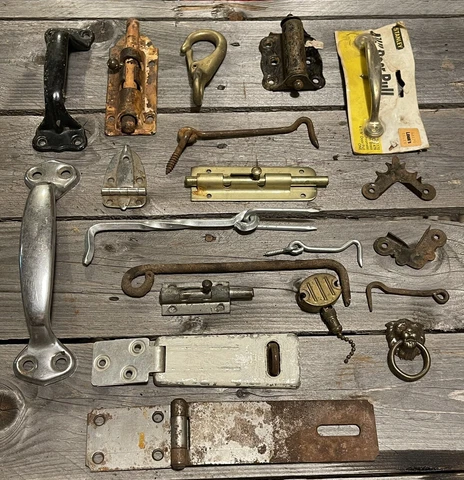 20+ Metal Lot Door Hardware Trivet Hooks Latch Farm Decor Cover