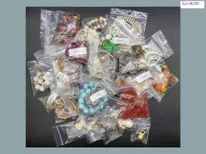 Mixed Jewelry Lot- ALL WEARABLE - Some Signed - 31 Pieces - Bagged (Lot #K-237) - Picture 1 of 7