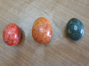 Uova in pietra dura naturale 