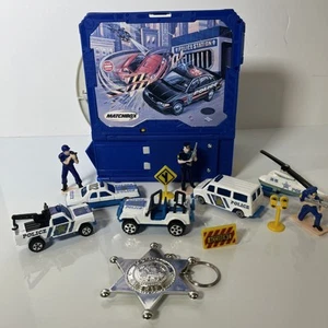 Vintage 2001 Matchbox Police Station Case Box Has Ramp Vehicles Inc - Picture 1 of 15