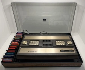 Mattel Electronics Intellivision 1979 de colección con estuche y 14 juegos TODOS PROBADOS Y FUNCIONANDO - Imagen 1 de 24