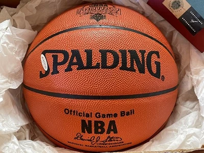 Nuevo balón de juego oficial de la NBA Spalding David Stern década de 1990 cubierta superior UDA Foto 1 de 4