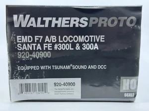 HO Walthers 920-40900 Santa Fe ATSF EMD F7 A/B Diesel Locomotive Set DCC SOUND - Picture 1 of 4