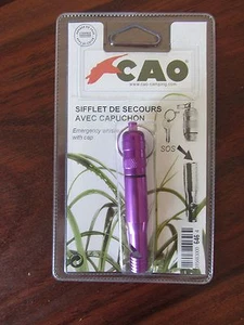 SIFFLET DE SECOURS AVEC CAPUCHON -- CAO // EMERGENCY WHISTLE WITH CAP - Foto 1 di 1
