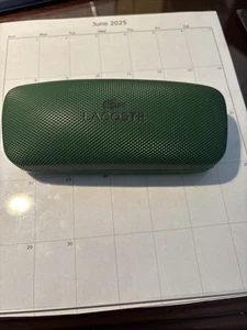 Gafas de sol Lacoste verde con estuche rígido de cocodrilo  - Imagen 1 de 6