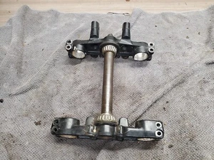 1981 Suzuki GS750 E GS 750 E Triple Tree Fork Clamp Bracket - Picture 1 of 11