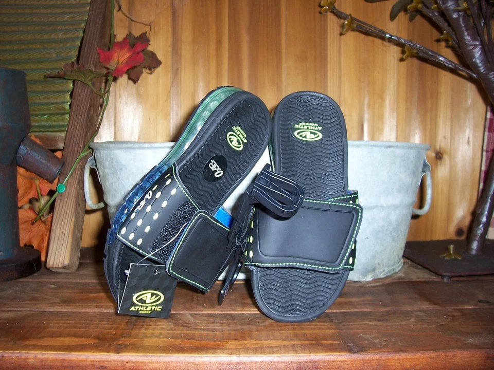 ZAPATOS CHANCLAS ATLETIC WORKS NIÑOS O2 LLENAS DE AIRE TALLA 3-4 NUEVOS CON DEFECTO  Foto 1 de 1