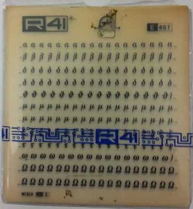 R41 E461 FOGLIO 12 X 12,5 cm TRASFERIBILI SIMBOLI x ELETTRONICA - Lettere GRECHE - Foto 1 di 1