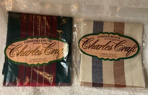 Charles Craft 14 CT -Christmas Plaid 15" X 15" and  Corner Block 15" X 15" - Picture 1 of 2