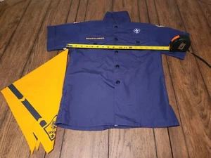 BOY SCOUT Youth Shirt Blue (M) Button Down Patches Single Stich Handerchief vtg. - Picture 1 of 12