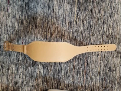 Cinturón de levantamiento de pesas acolchado mediano Foto 1 de 4