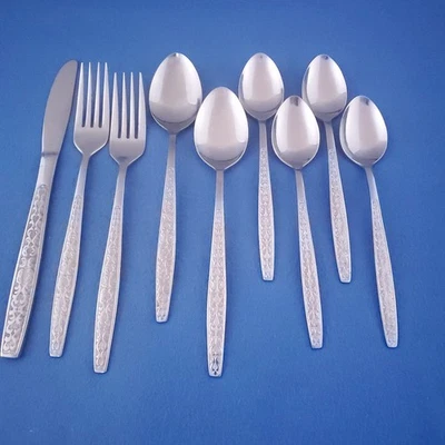 Orleans Silver OLINDA ~ 9 pcs lot ~ Dinner Forks, Teaspoons + Stainless Texture - Image 1 of 4