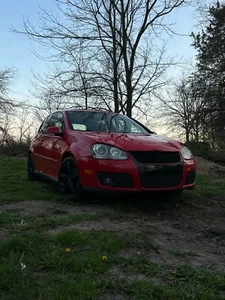 2008 Volkswagen Golf - Picture 1 of 9