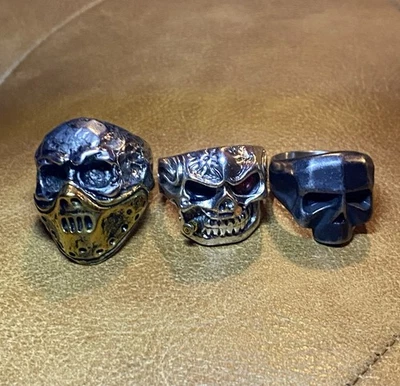 Anillo de acero inoxidable para hombre calavera variaciones talla 9-11 Hannibal mordedura bala gótico Foto 1 de 4