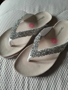 Superga White Silver Glittery Flip Flops Size 5 Brand New BNWT - Picture 1 of 4