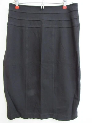 Falda lápiz tejida Ponte negra Cabi #205 talla 6 abertura con cremallera Foto 1 de 4