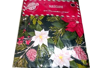 Thin Vinyl Tablecloth,52"x70" (4-6 ppl) CHRISTMAS POINSETTIA FLOWERS - Picture 1 of 3