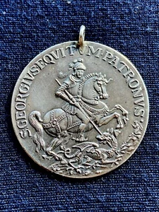 Silbermedaille St. Georg tötet den Drachen - Erste Hälfte 20. Jh. - Bild 1 von 7