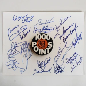 NHL "1000 Points Club" Photo signed by 20 Wayne Gretzky, Gordie Howe, Bobby H... - Picture 1 of 6