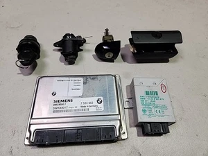 04-06 BMW 325i 2.5L ENGINE CONTROL DME KIT 7533652 with EWS3 IGNITION LOCK Key - Picture 1 of 9