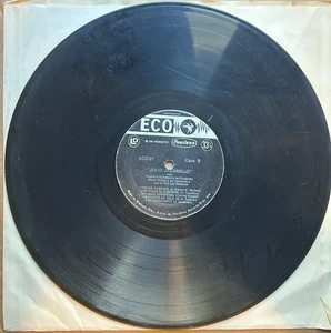 RECORD ONLY: Julio Jaramillo "Self-Titled" Vinyl Record LP - Picture 1 of 3