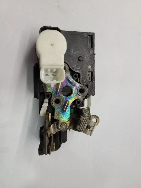 2003 CHEVROLET TRAILBLAZER EXT LEFT LH REAR DOOR LOCK ACTUATOR 16639869 - Image 1 of 4