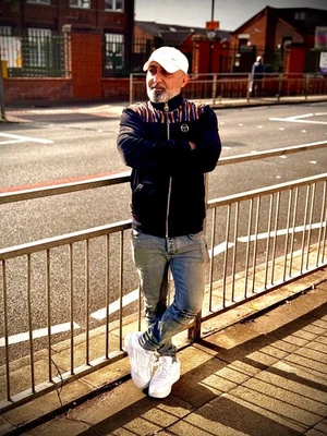 Chaqueta de chándal de terciopelo vintage con cremallera Sergio Tacchini Gabiano Foto 1 de 4