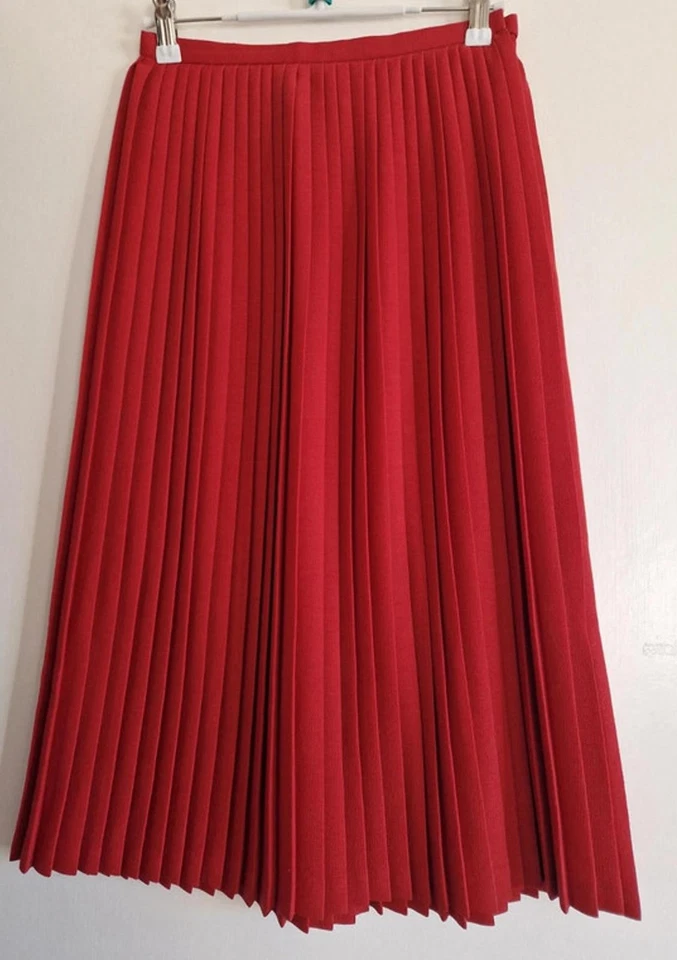 Windsmoor Women's Pleated Skirt Size 10 Burgundy/Maroon - Image 1 of 4