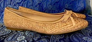 BORN CROWN SNAKESKIN EMBOSSED LEATHER FLATS        WOMENS SIZE 8 - Picture 1 of 8