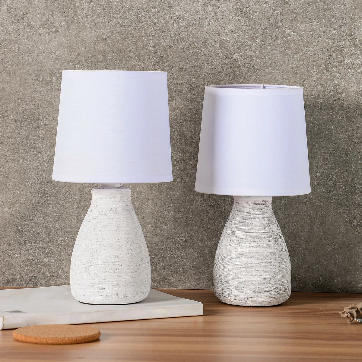 MeineWunschleuchte Tischlampe - Keramikfuß Silber Antik & Weißer Leinen-Schirm, 35 Cm Hoch